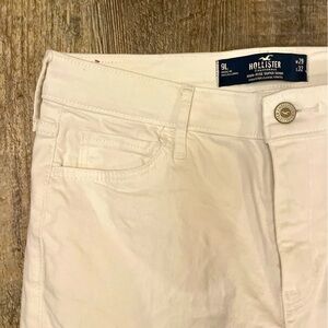Tall Hollister White Distressed Skinny Jeans, Size 9 Long, Super High Rise 29x32